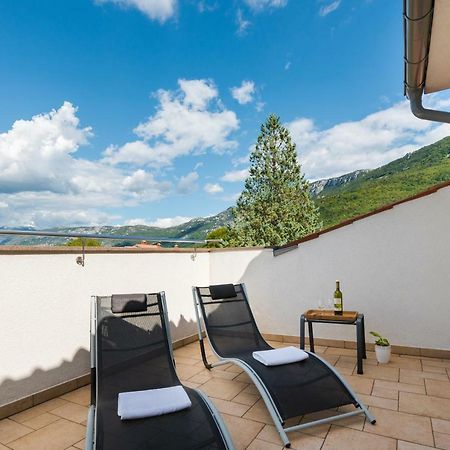 Apartment Qualich Plomin Kültér fotó